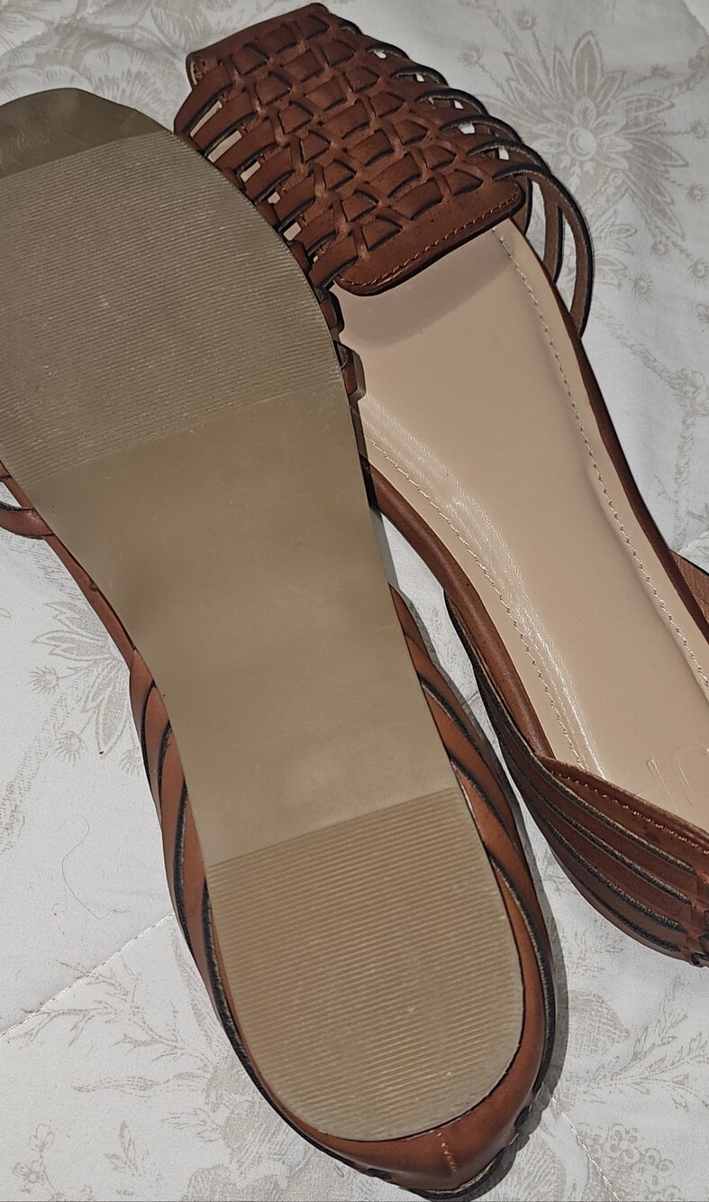 Women’s Brown Woven Slide Sandals - Comfortable Everyday Style